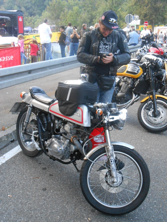 Glemseck 101 cafe racer sprint 2015 motorcycle tour - 